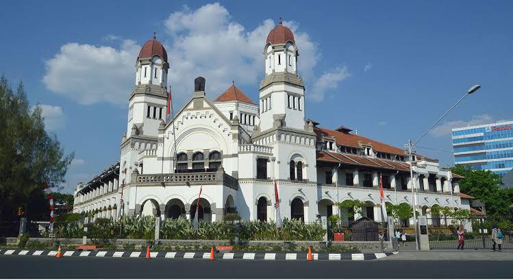 siapa yang tidak tahu tentang lawang sewu