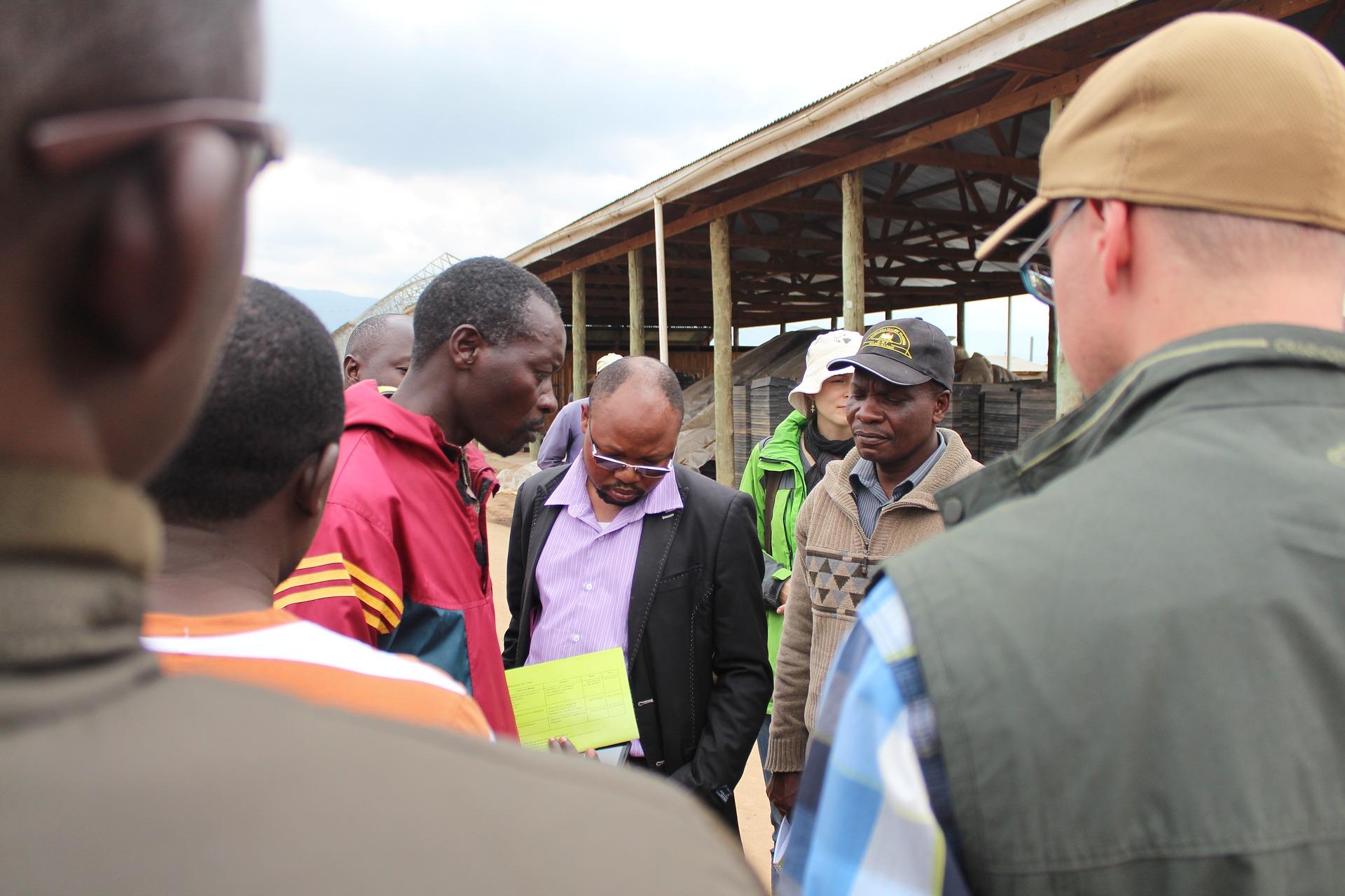 pelajaran biologi biasanya akan sering kunjungan lapangan