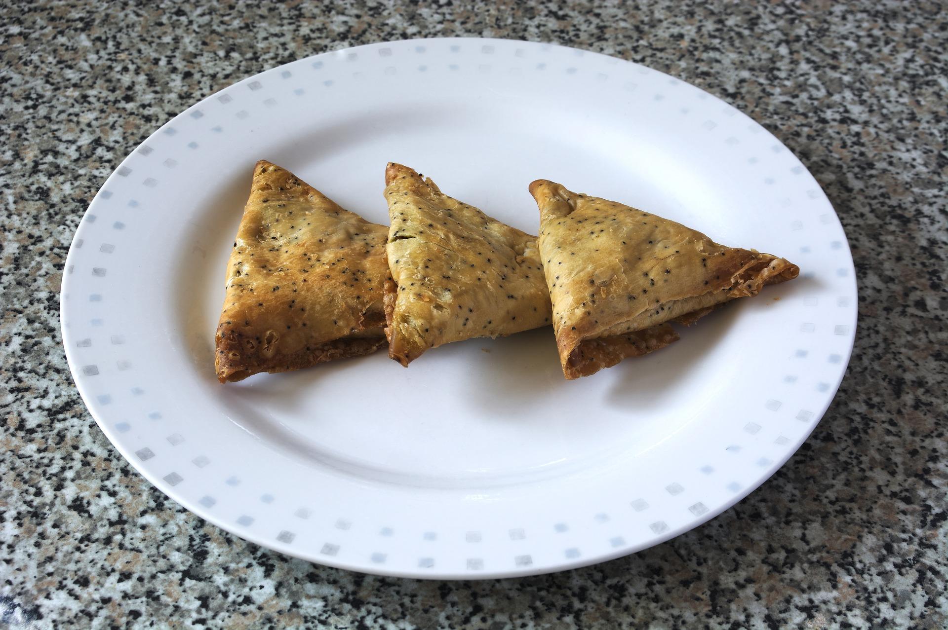 kelezatan makanan india yaitu samosa sudah di kombinasi di afrika selatan