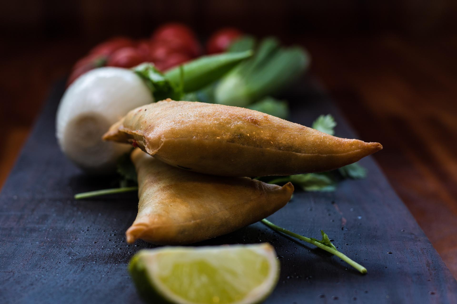di india ada makanan khas bernama samosa