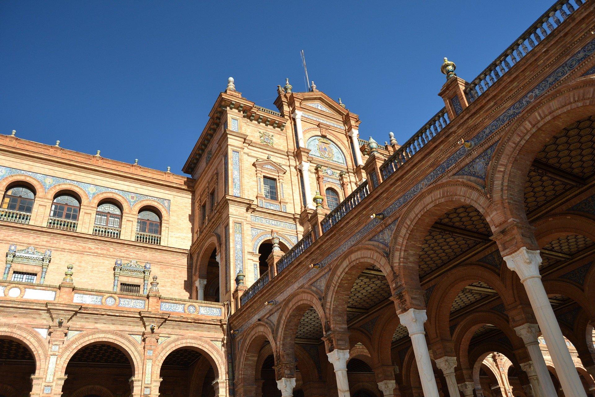 bangunan dan arsitektur di Seville