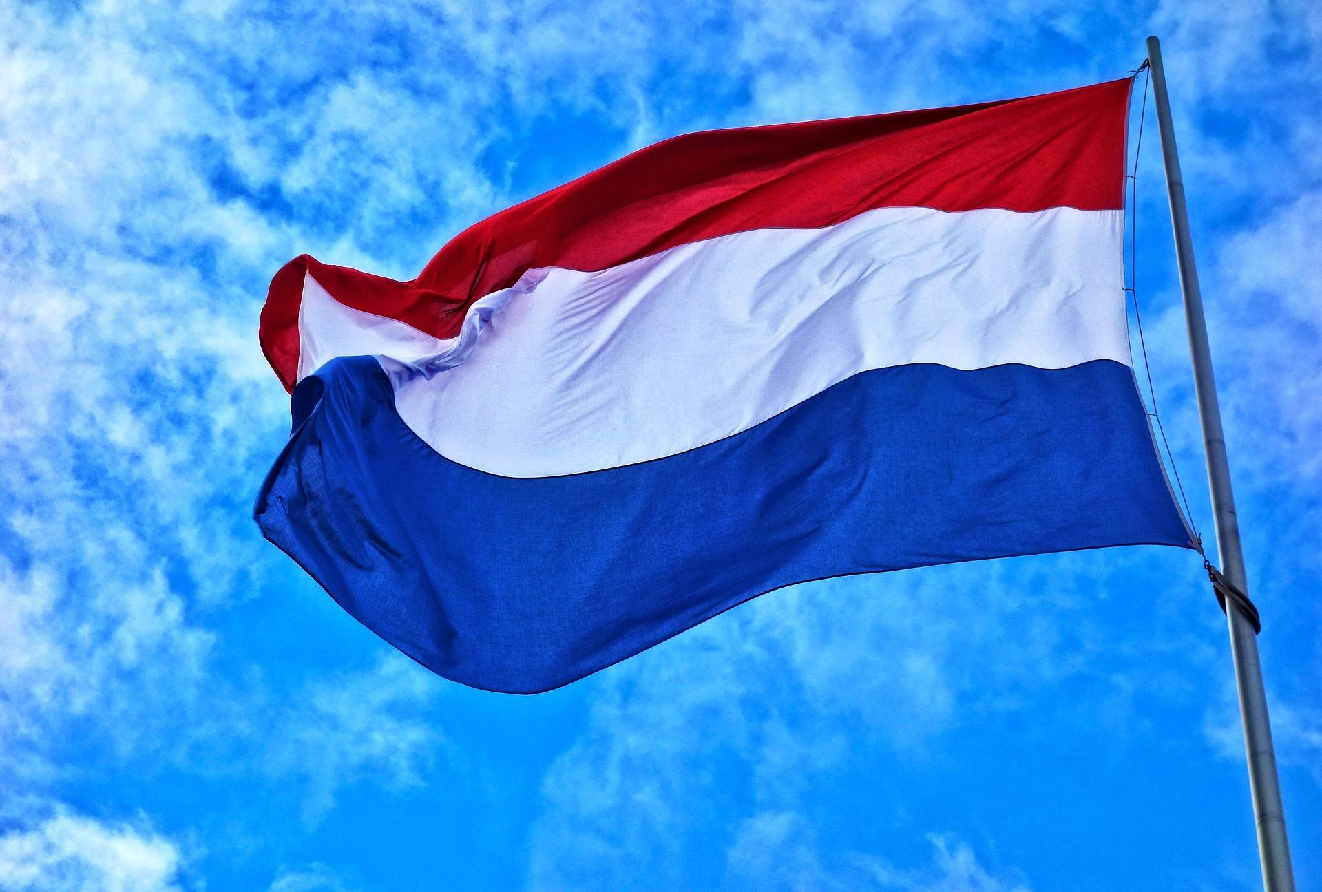 tampak bendera Belanda