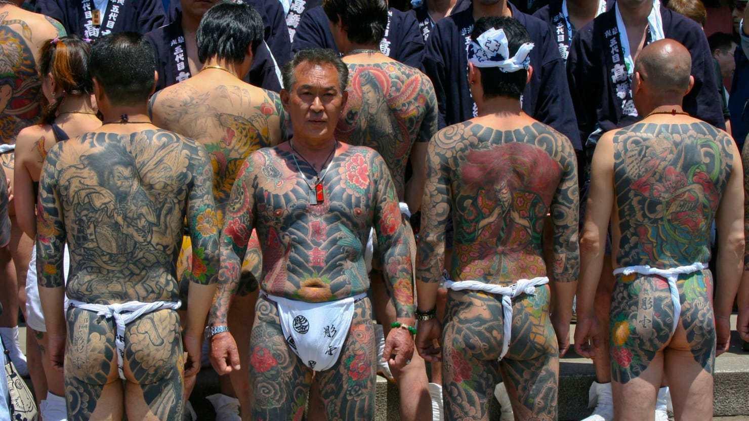 Parade yakuza jepang