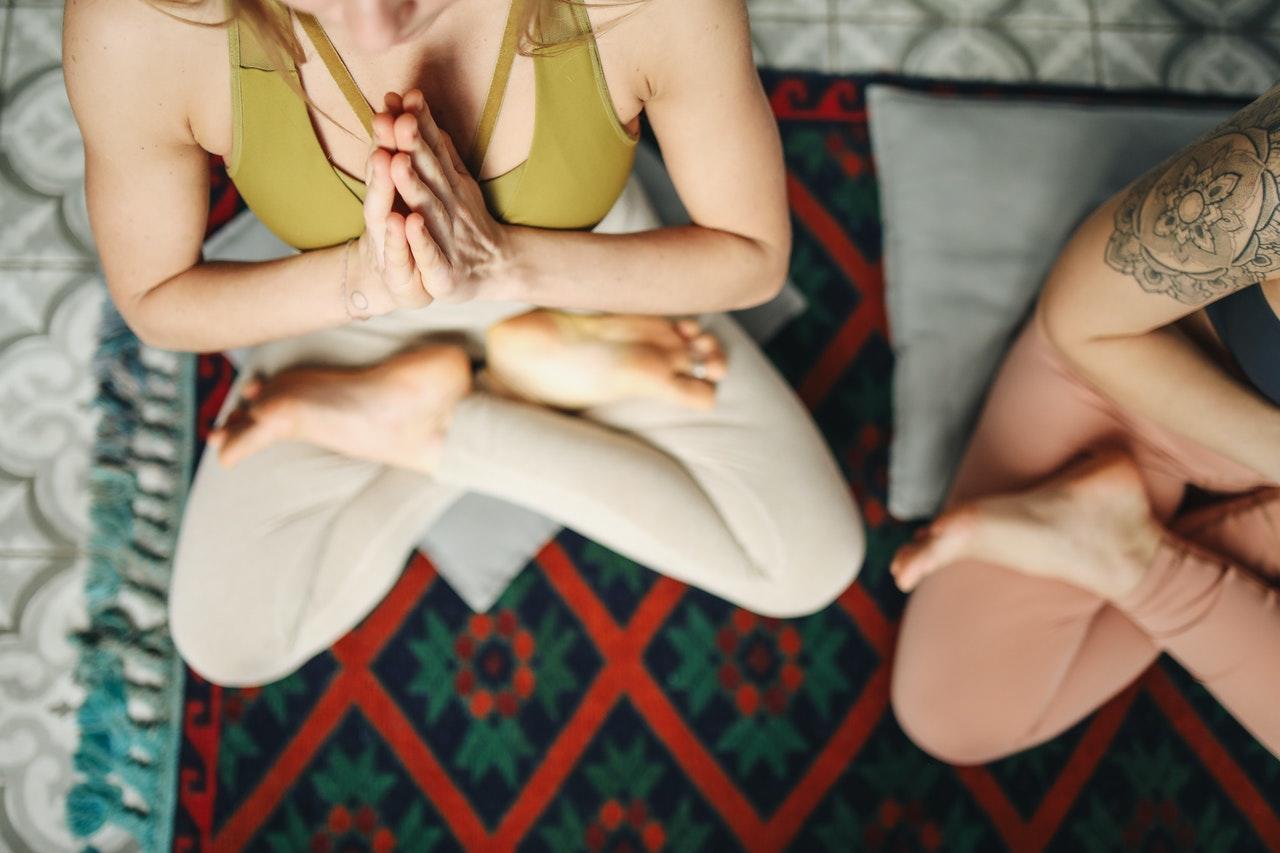 Langkah awal lotus pose
