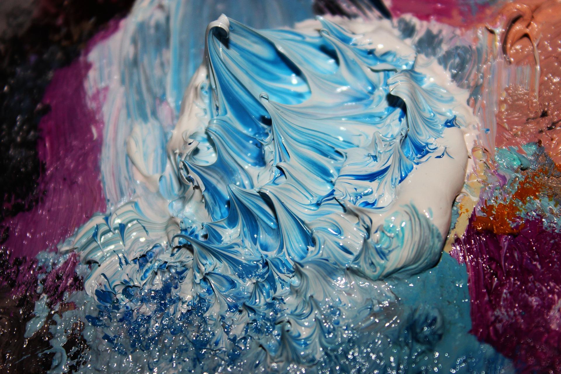 salah satu manfaat cat minyak adalah kecerahan warna