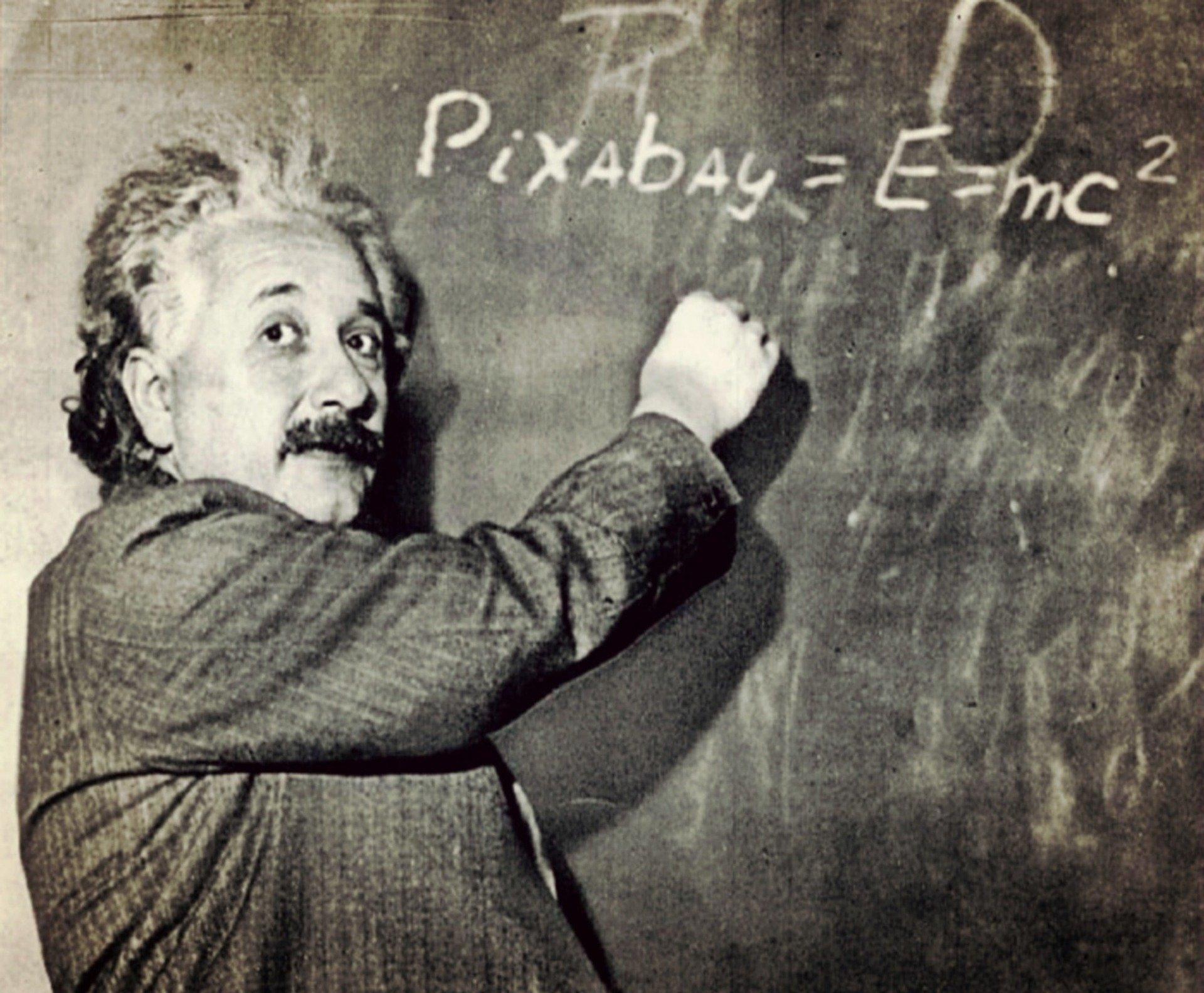 Albert einstein fisikawan klasik bukan modern