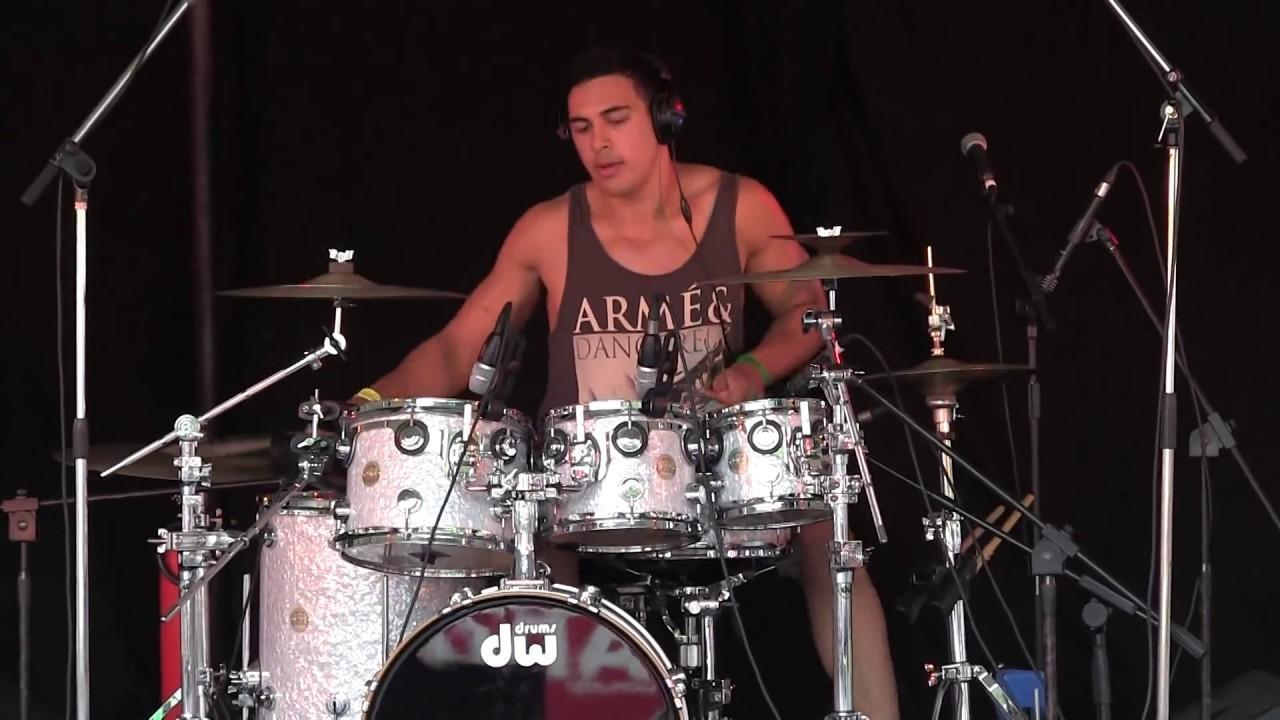solo drum Dylan Elise sangat enak didengar