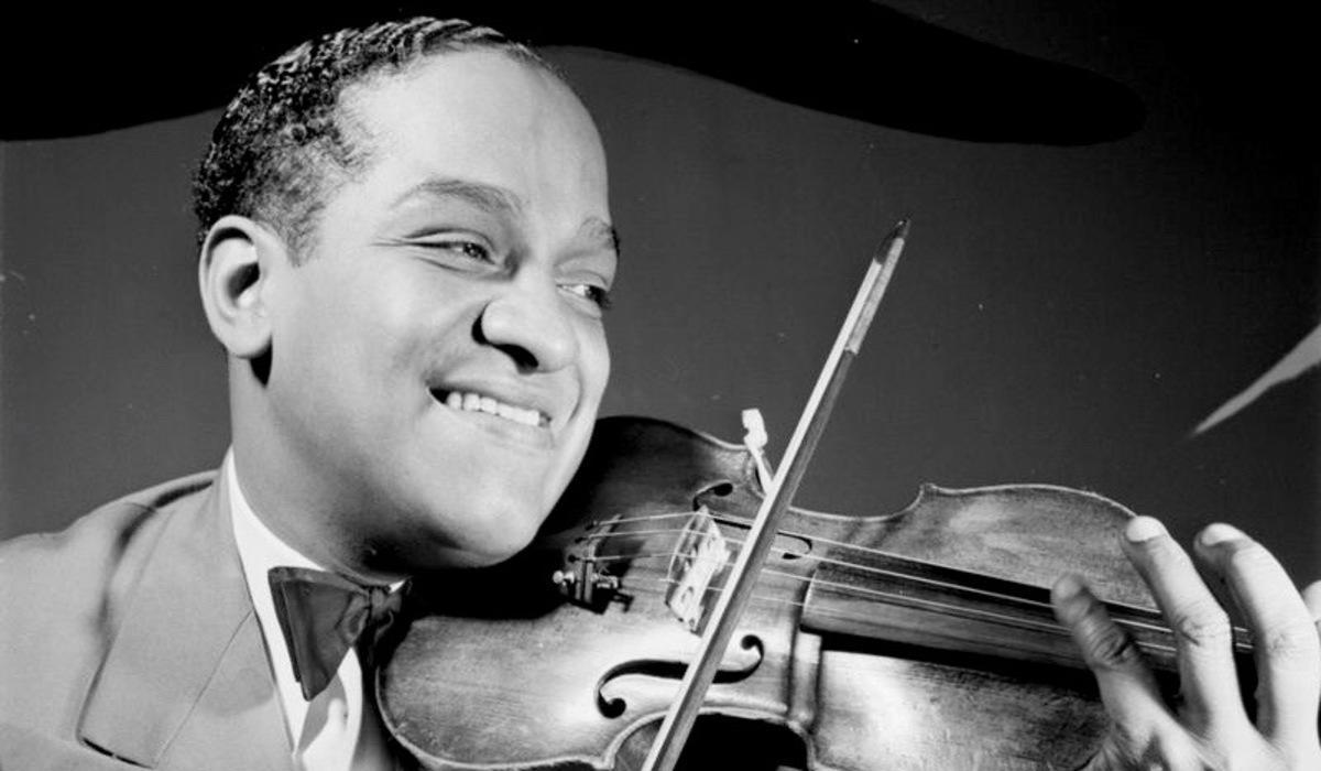 Eddie South menggunakan teknik vibrato