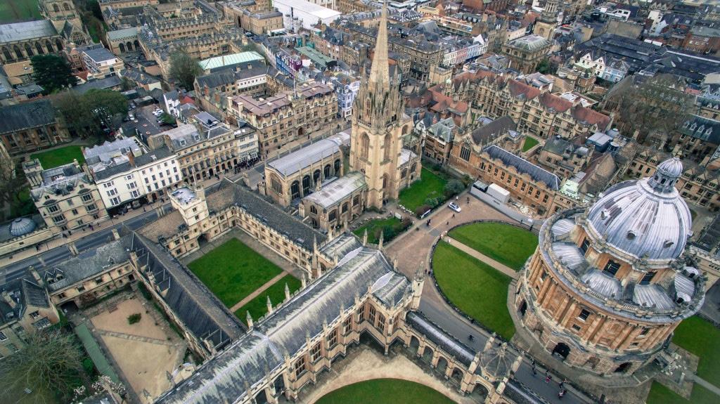 universitas oxford