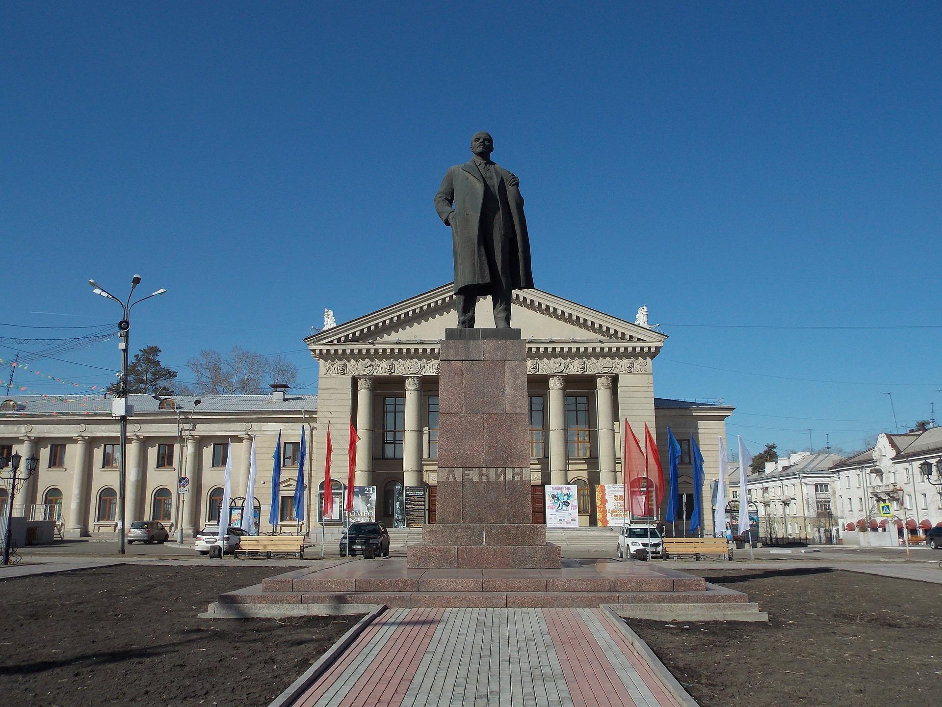 kejayaan kerajaan rusia berakhir di tangan Lenin