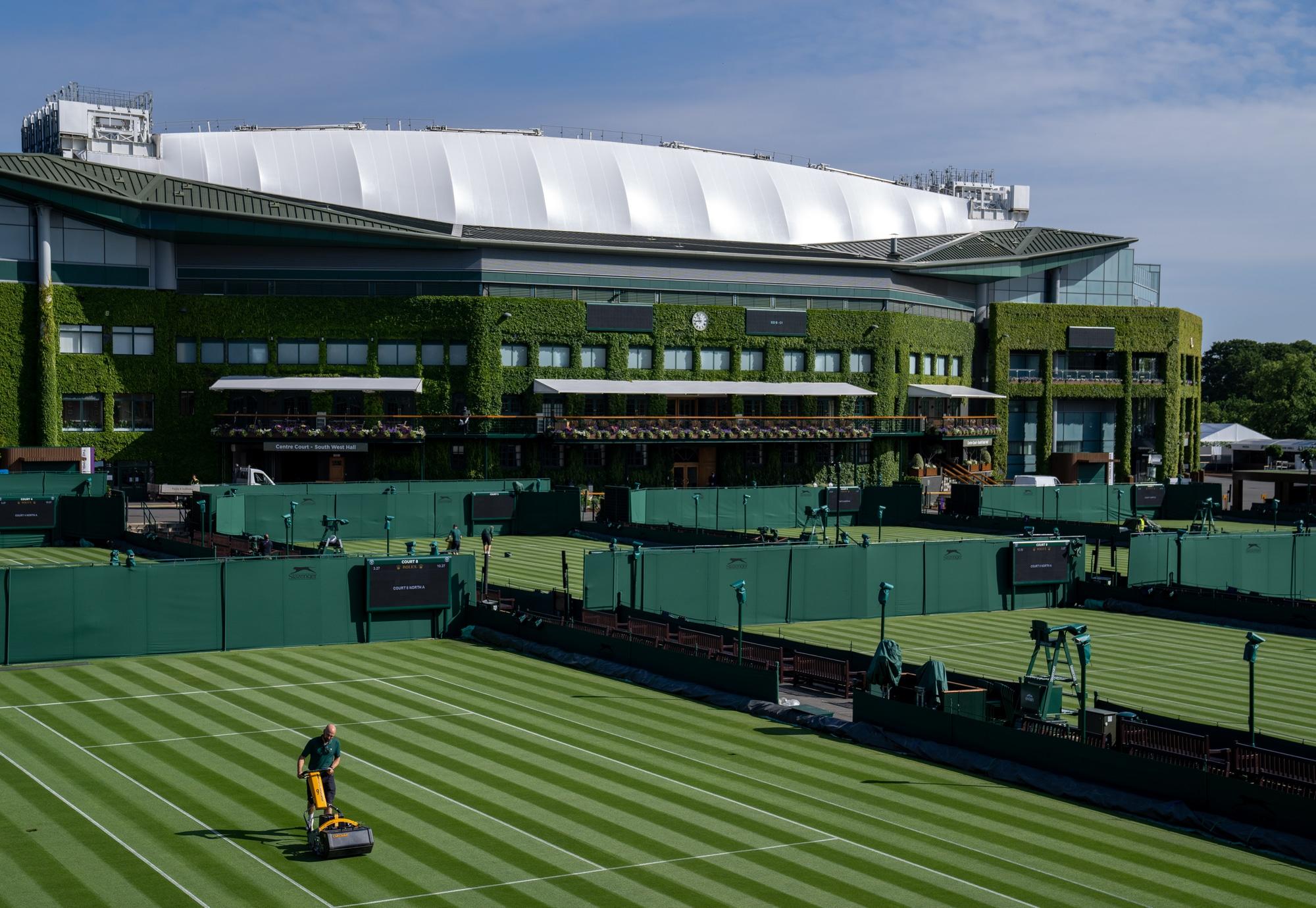 tantangan petenis di lapangan AELTC