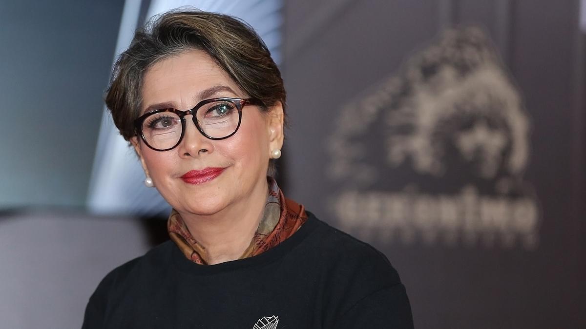 widyawati artis senior