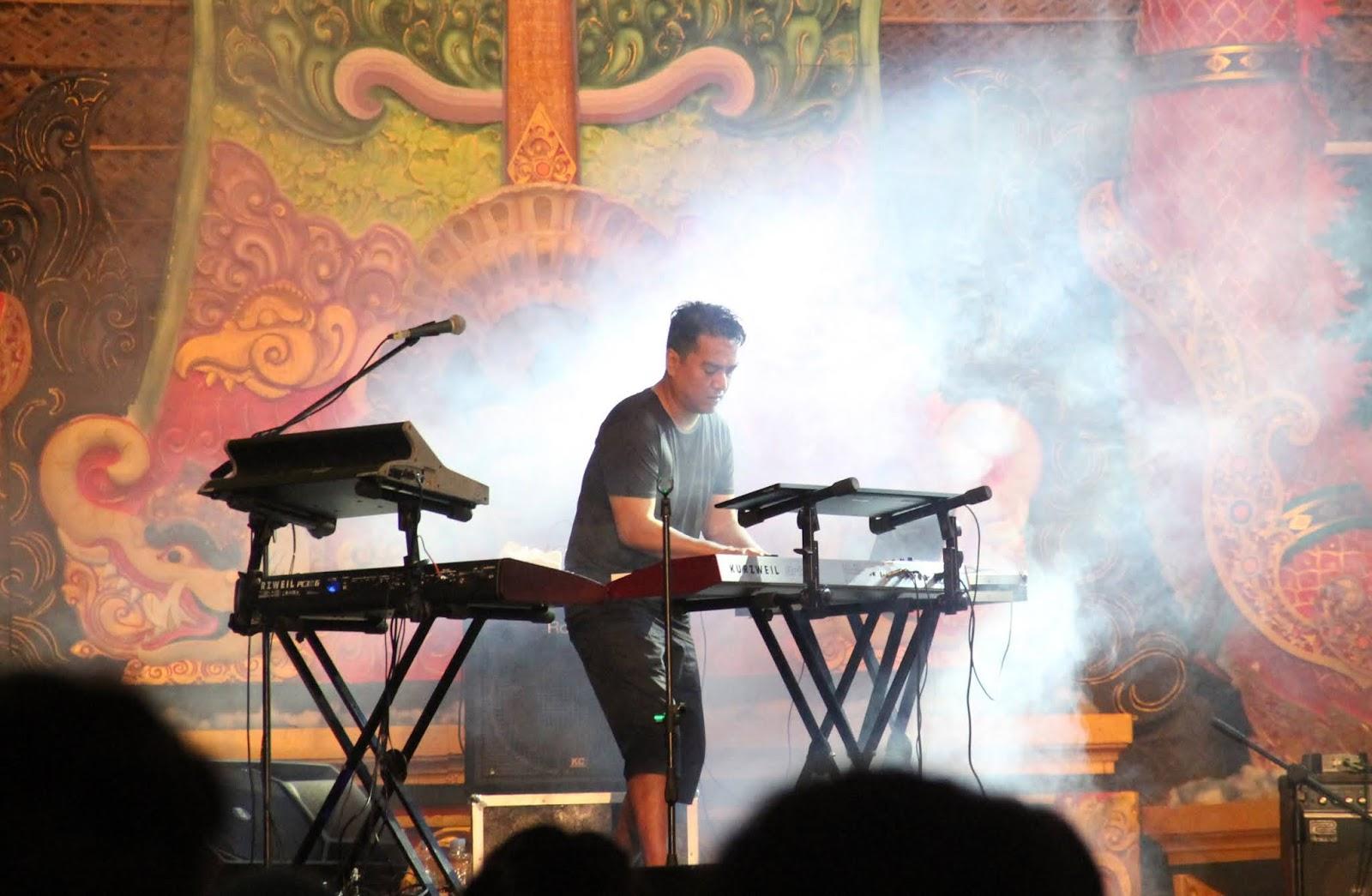 pemain piano terbaik indonesia