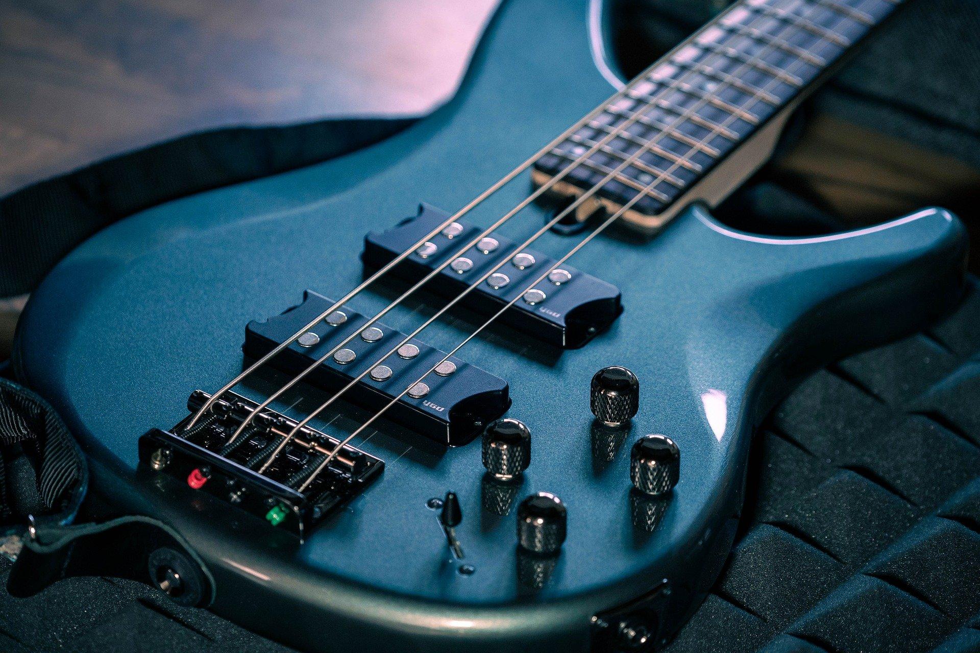 musik bass terbaik