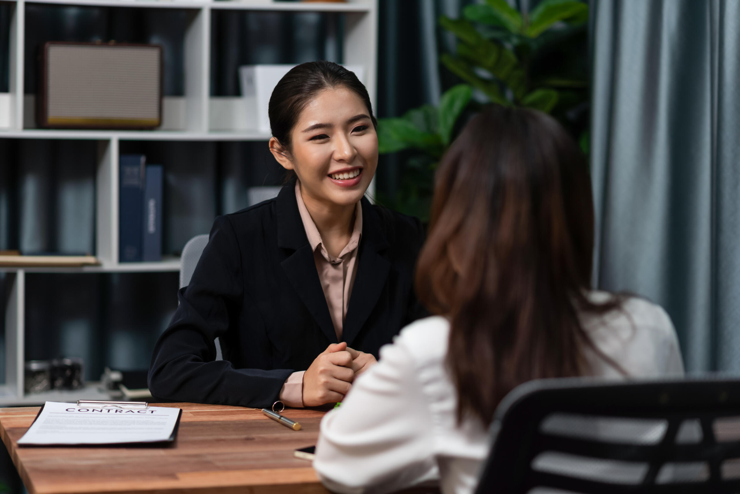 Interview adalah salah satu bagian dari proses meniti karir; Freepik