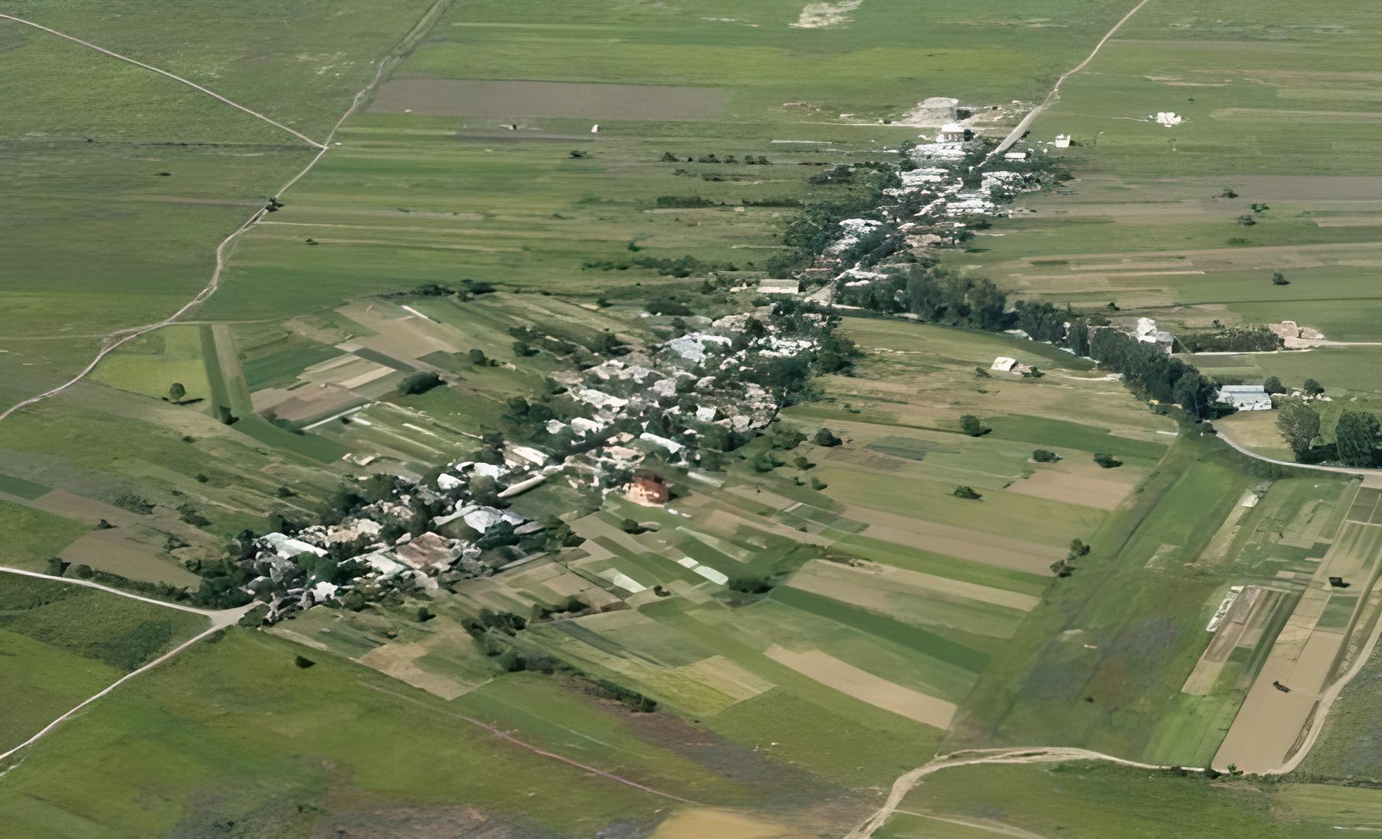 pola memusat dalam tata ruang desa