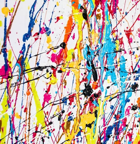 Dengan splattering anda dapat menciptakan pola tak terduga dalam lukisan, source: lukiswajahbandung.art.blog