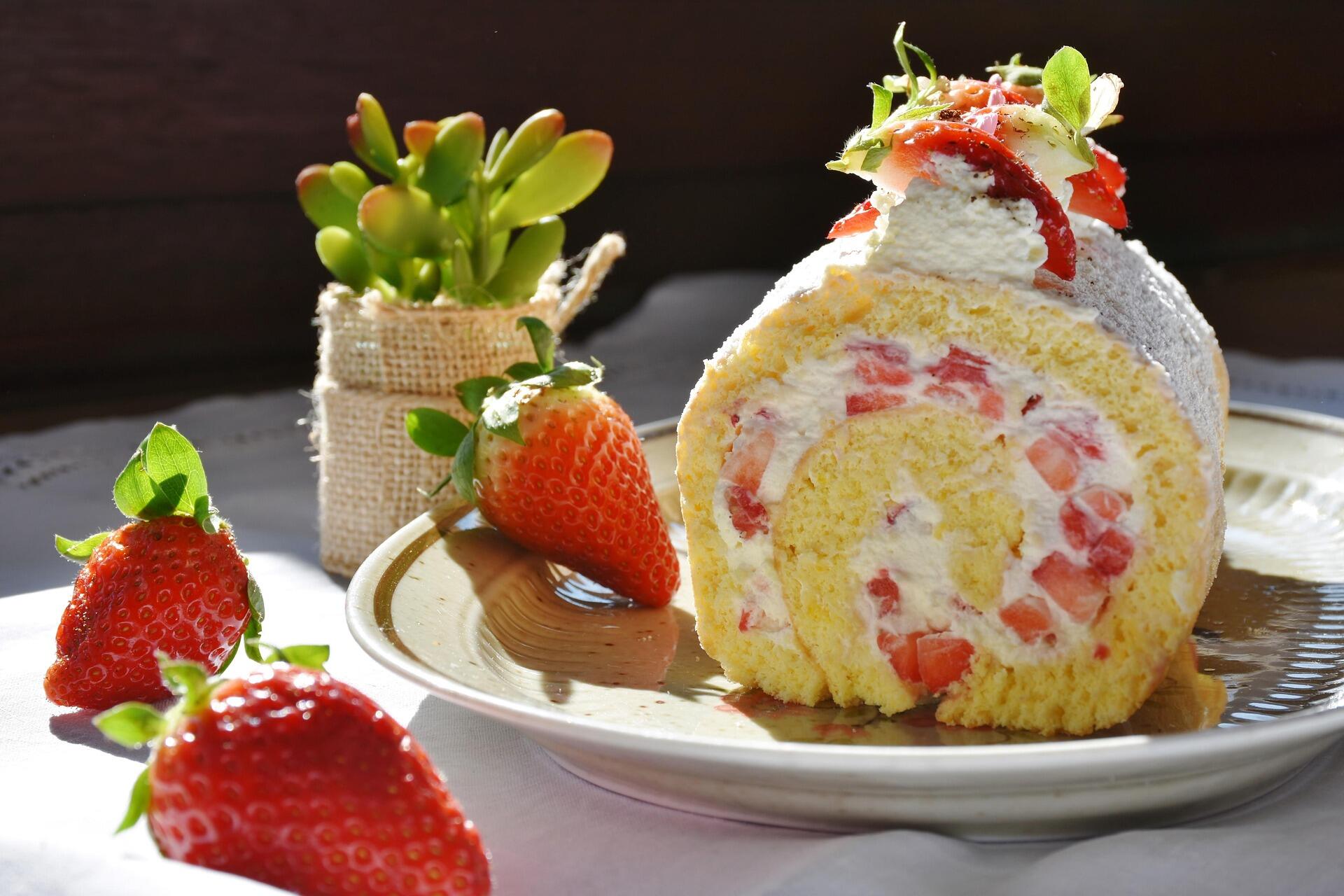kue strawberry