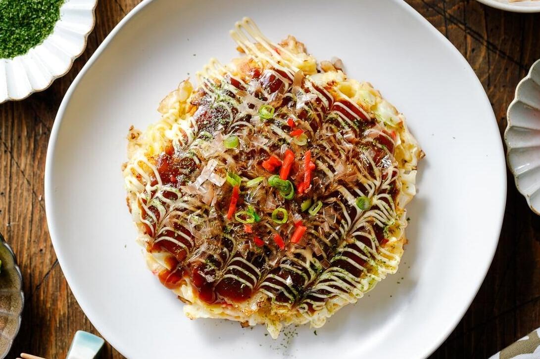 Pizza Jepang ini sangat cocok dicoba jika Anda sedang berkunjung ke Jepang, source: Just One Cookbook