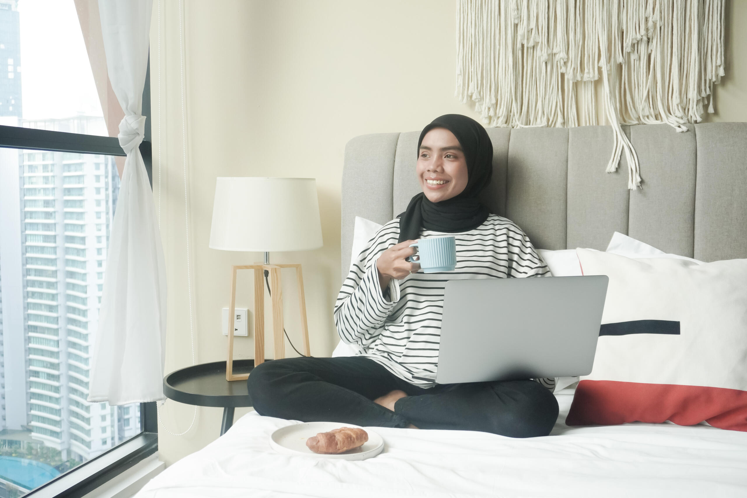 Memahami makna peope come and go akan membuat kita lebih bijak dalam menjalani hidup; Freepik