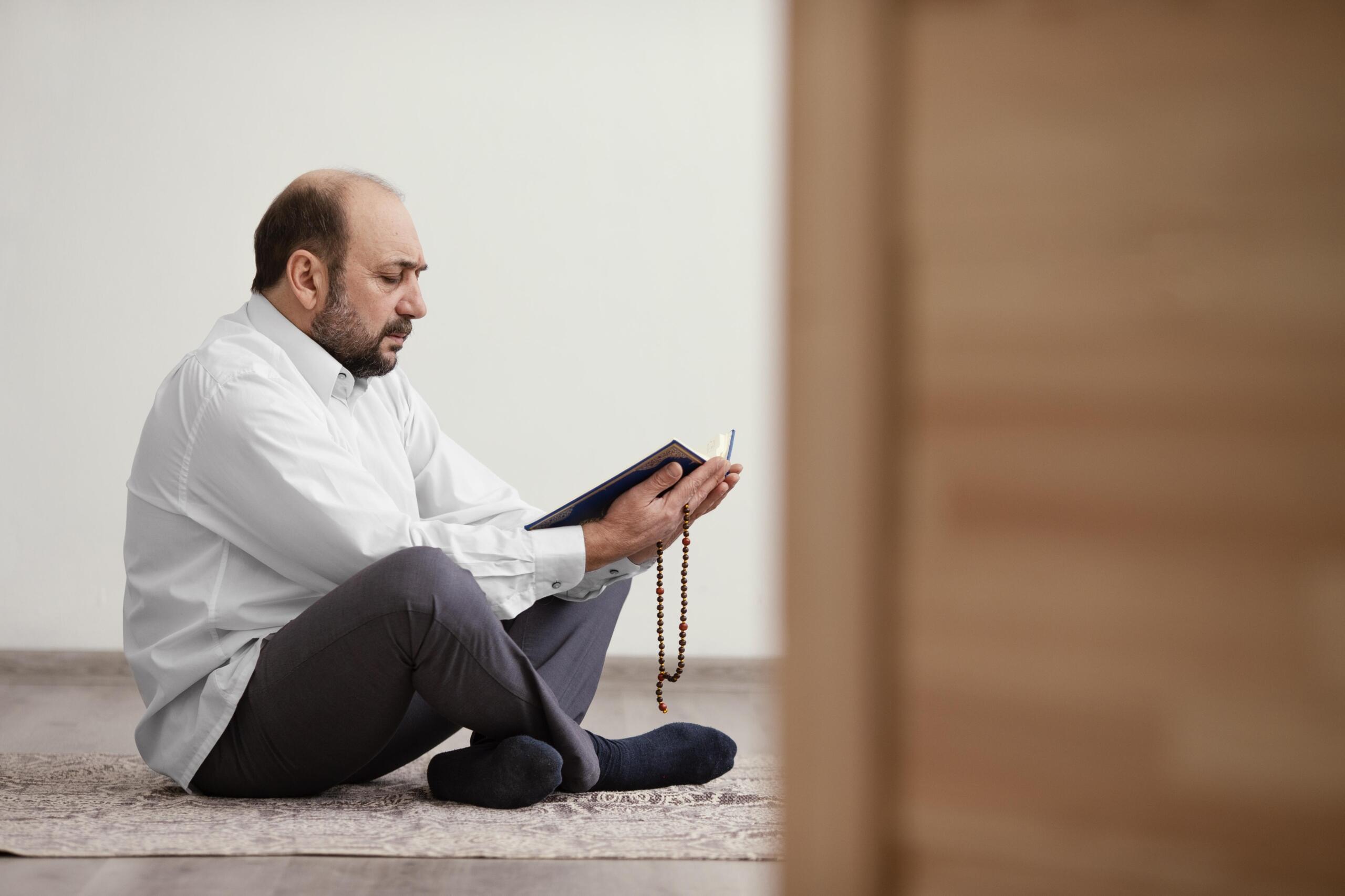 orang baca Al Qur'an