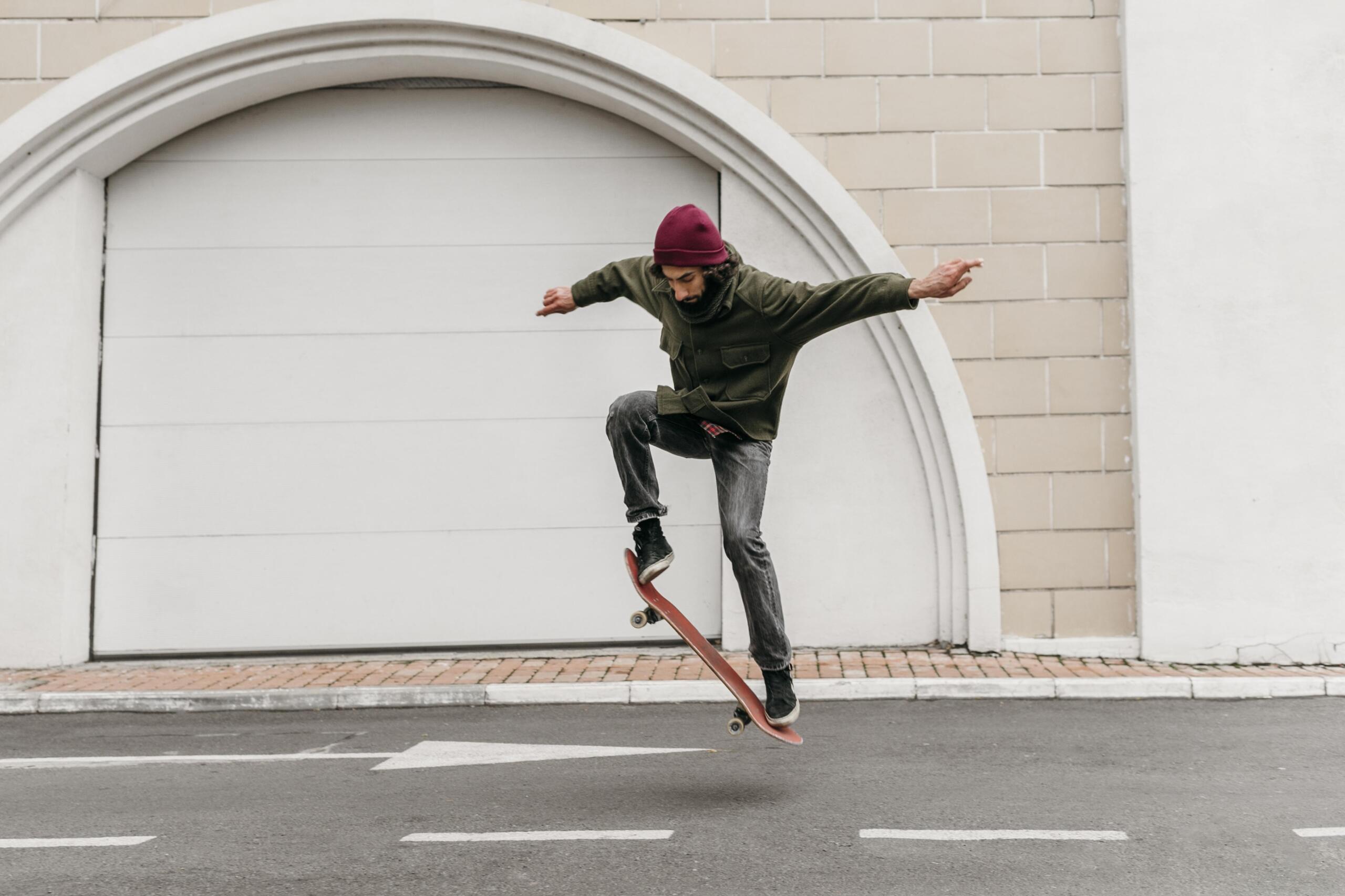 main skateboard