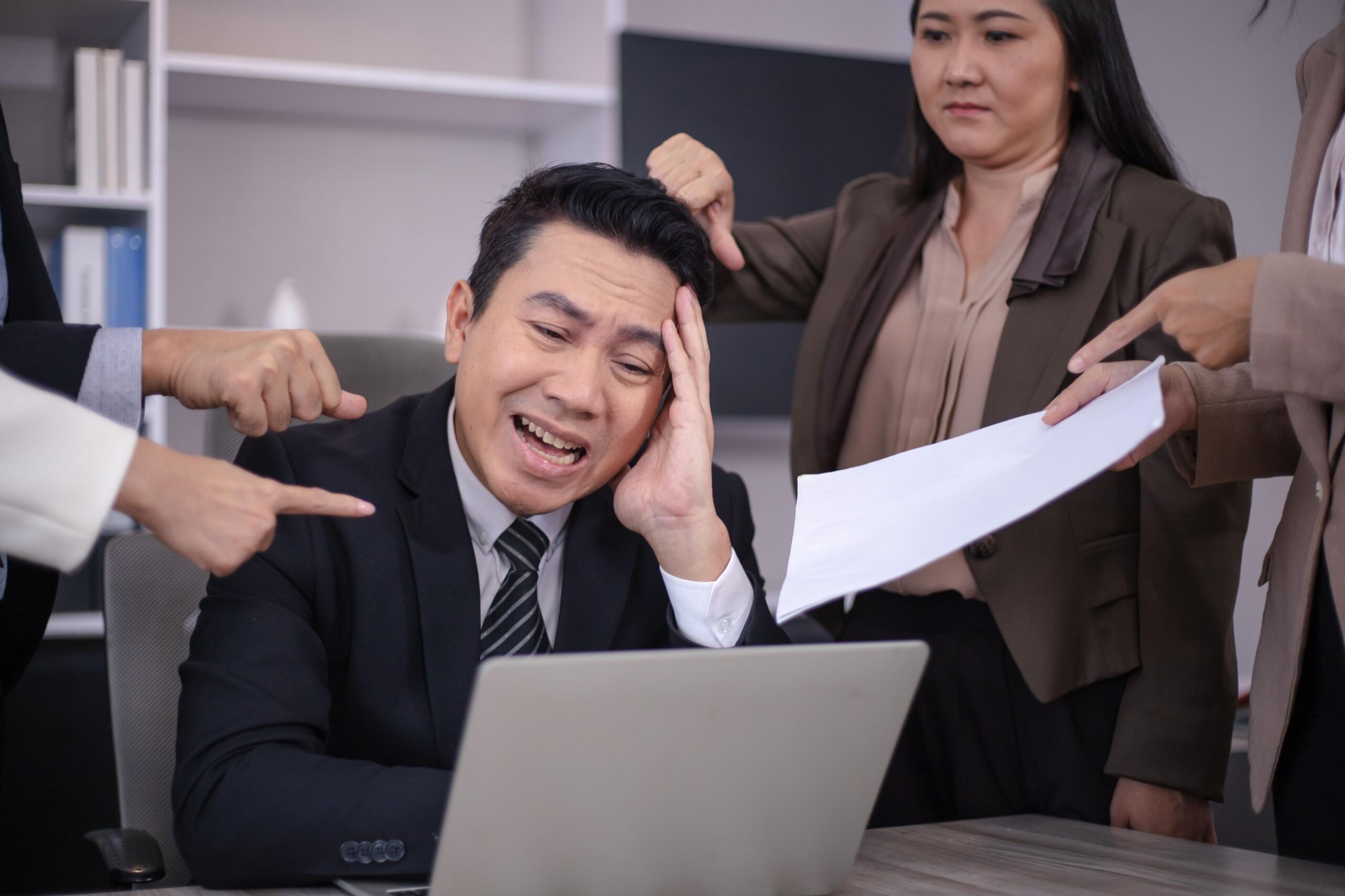 Salah satu hal yang menjadi hambatan seorang Akuntan dalam menerapkan etika profesi akuntan adalah tekanan dari atasan; Pexels
