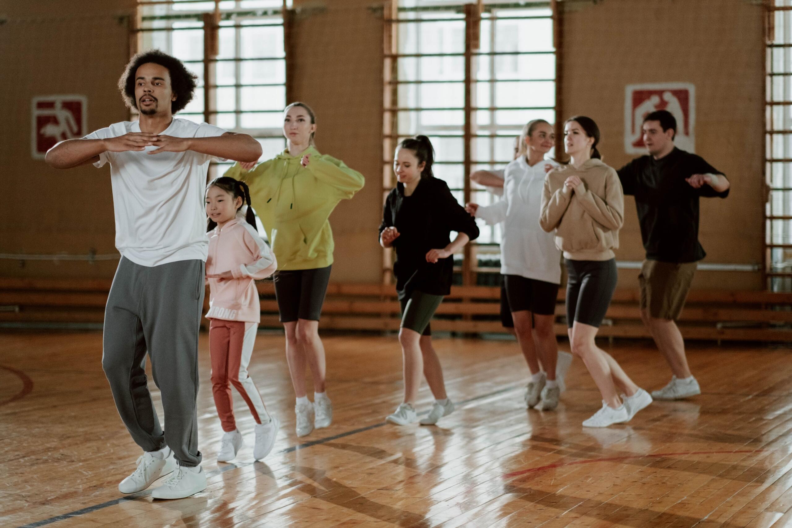 Salah satu workout yang bisa dicoba adalah Zumba; Pexels