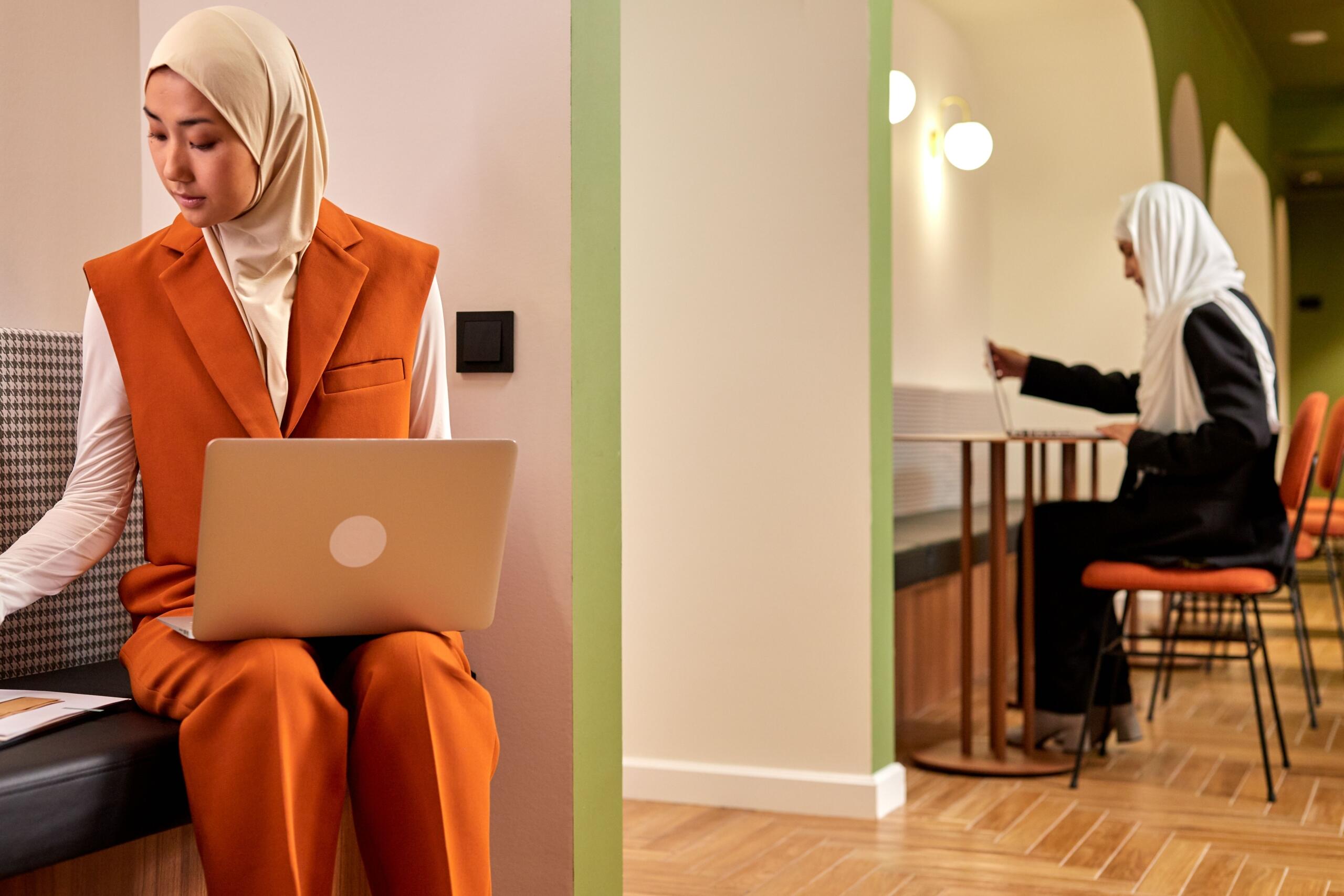 Perlu membedakan berbagai macam profesi akuntan, untuk mengetahui berbagai tanggung jawabnya; Pexels