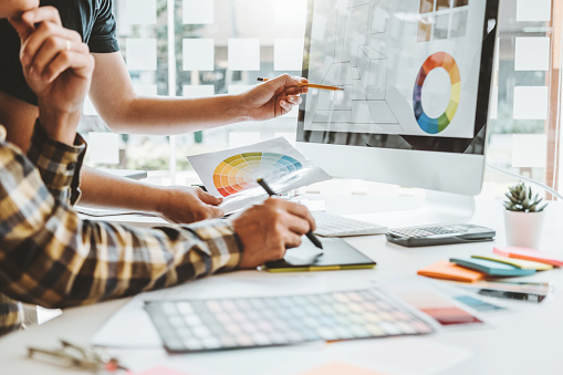 Find graphic designing institute near you