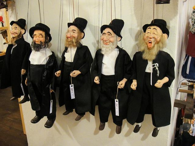 caricature puppets