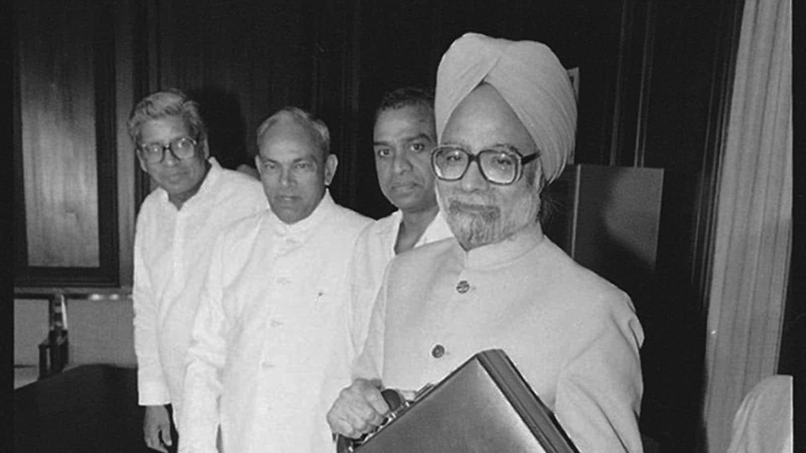 India's 1992 economic crisis forced the country to airlift gold reserves to the world bank