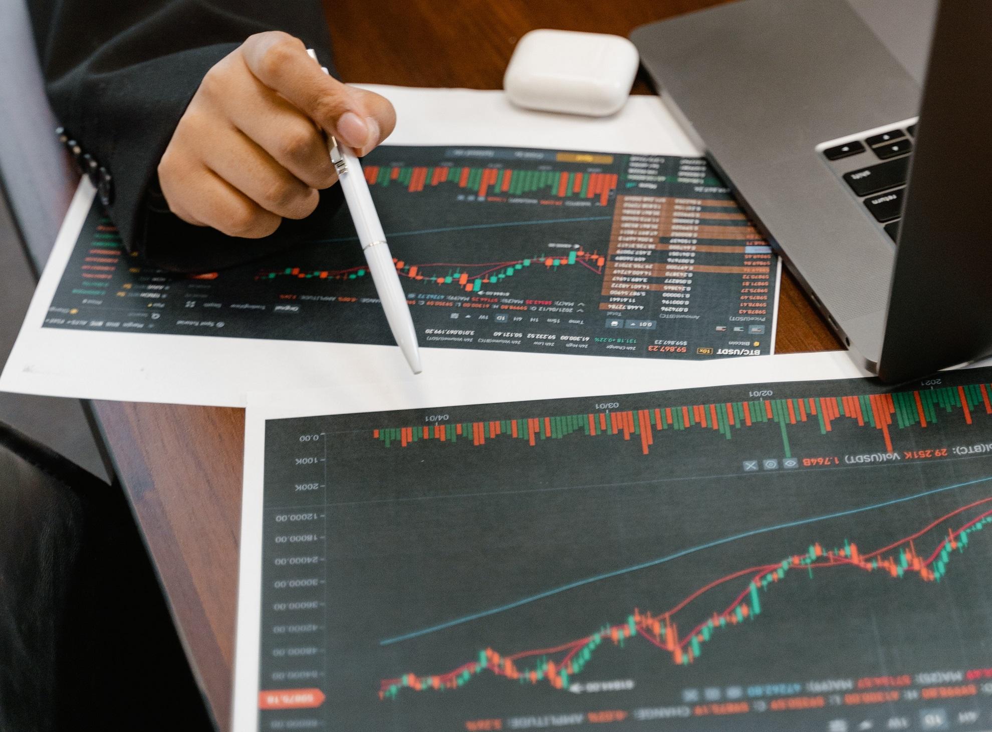 It helps to learn about economic collapse so that you can be prepared for the next one