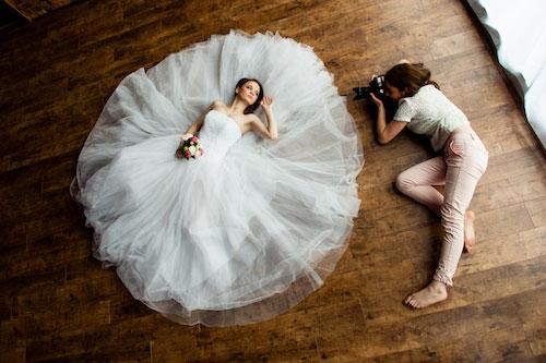 Hire a wedding photographer in India