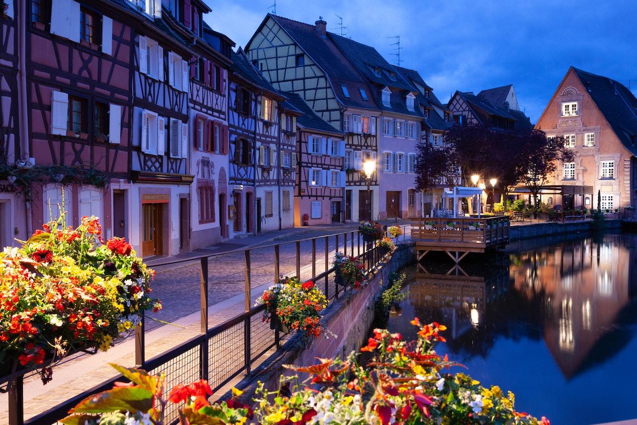 Learn to speak French fluently