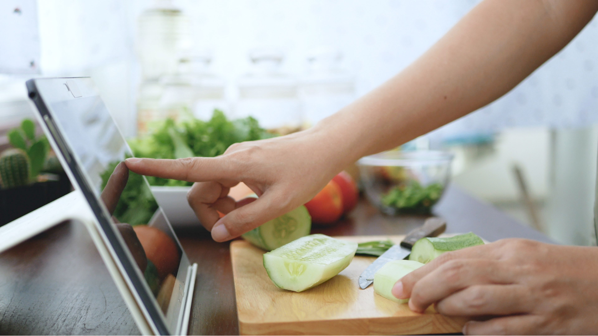 Learning how to cook online