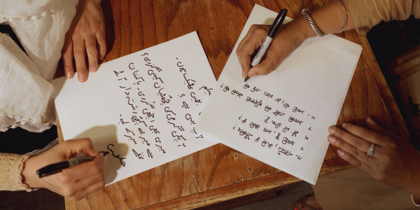 hindi and urdu writing