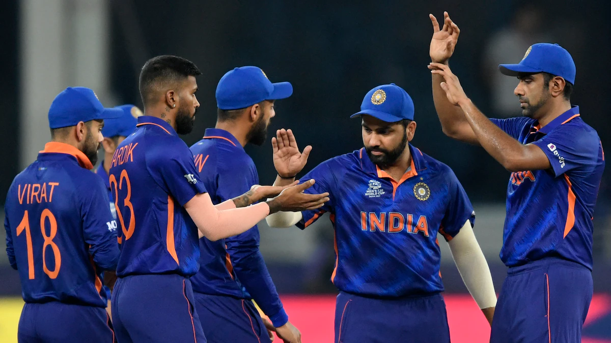 Find cricket coaches near you