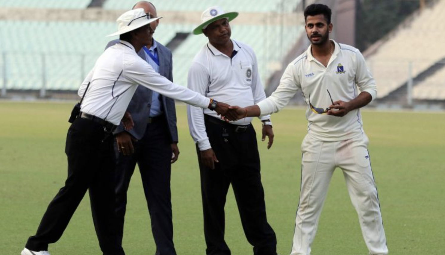 Find cricket coach for batting