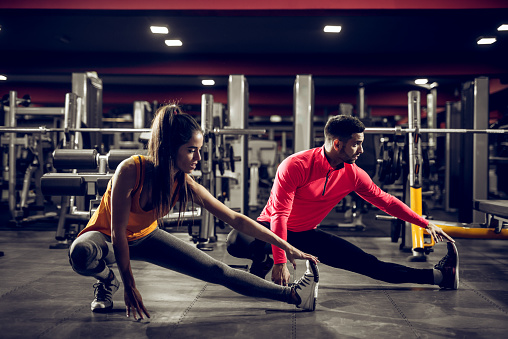 Find fitness trainer online