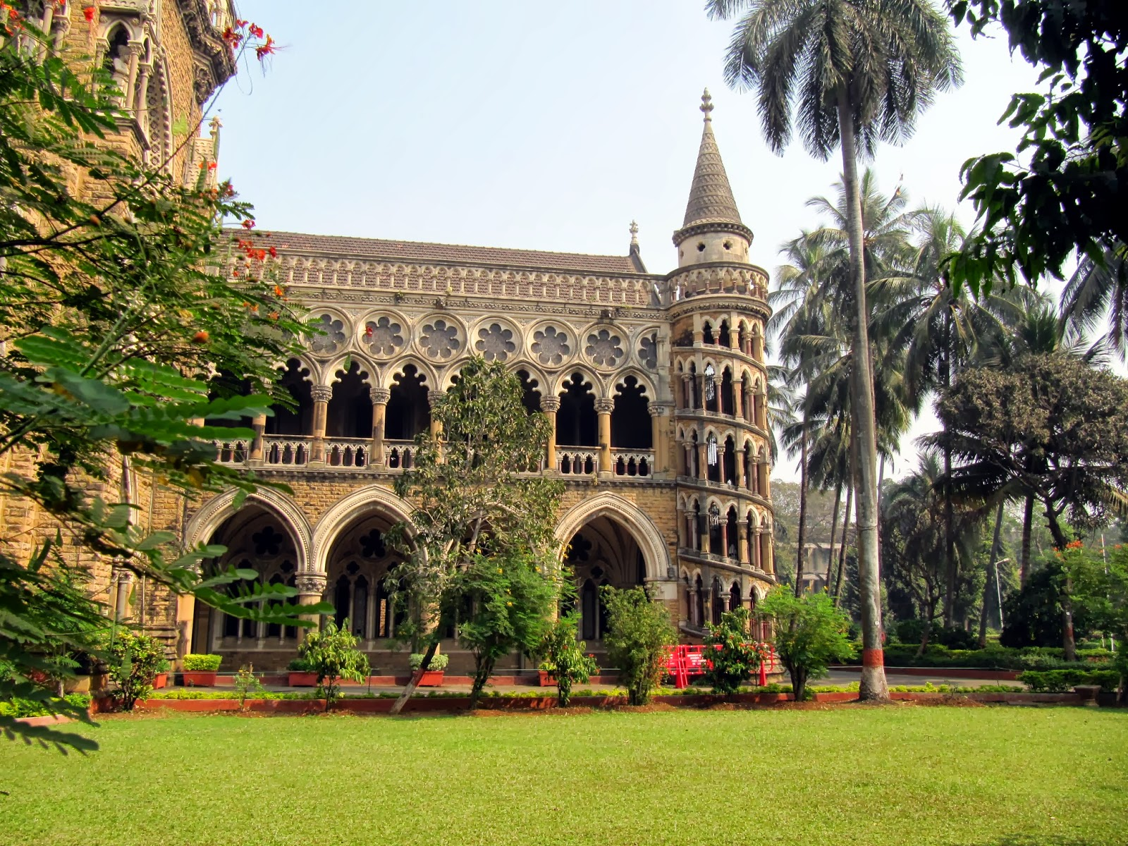 Find admission details in Mumbai University
