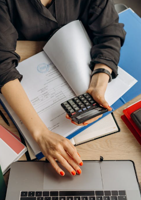 Find Accountant roles