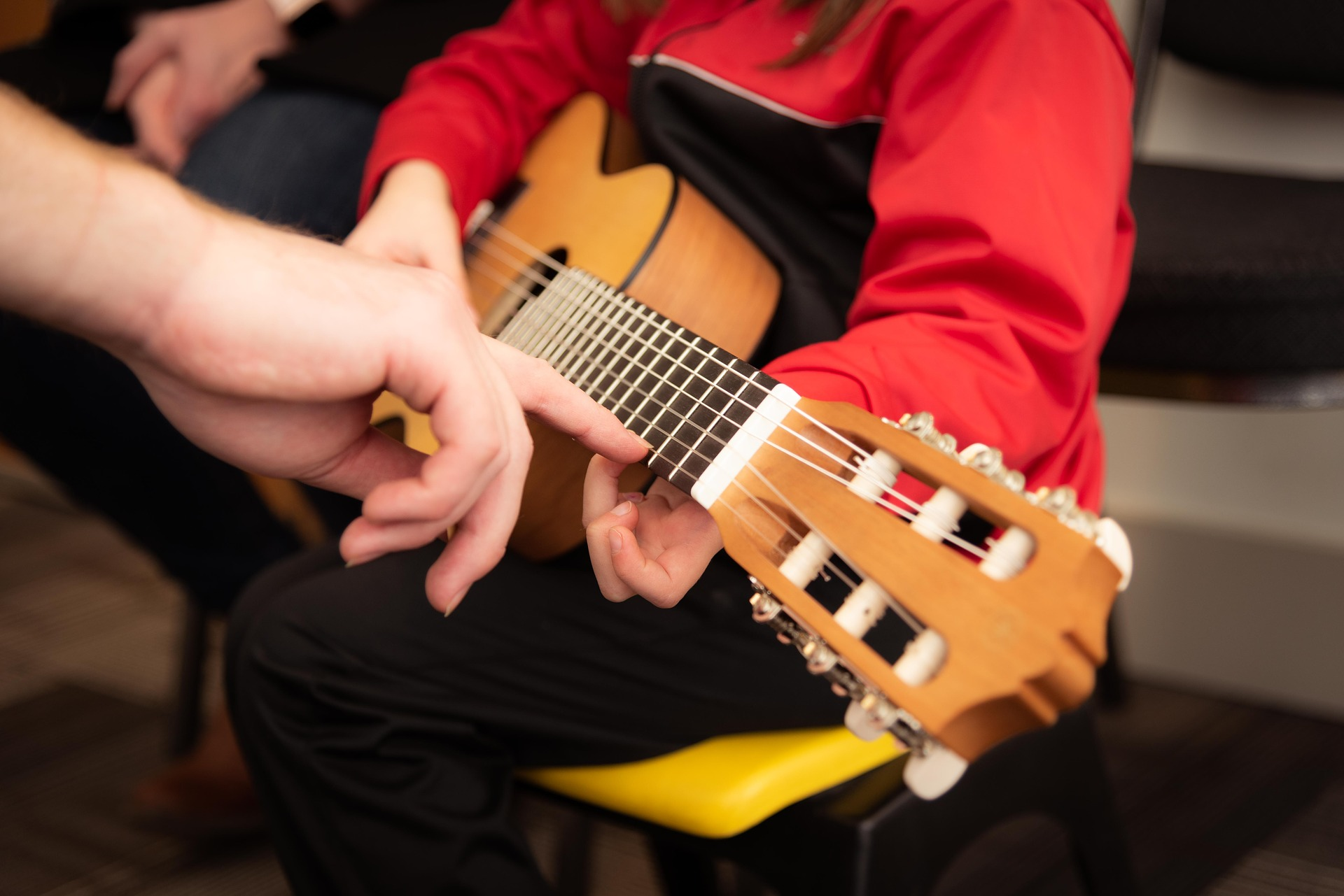 Learn Guitar online at home