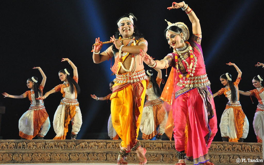 male and female dancers