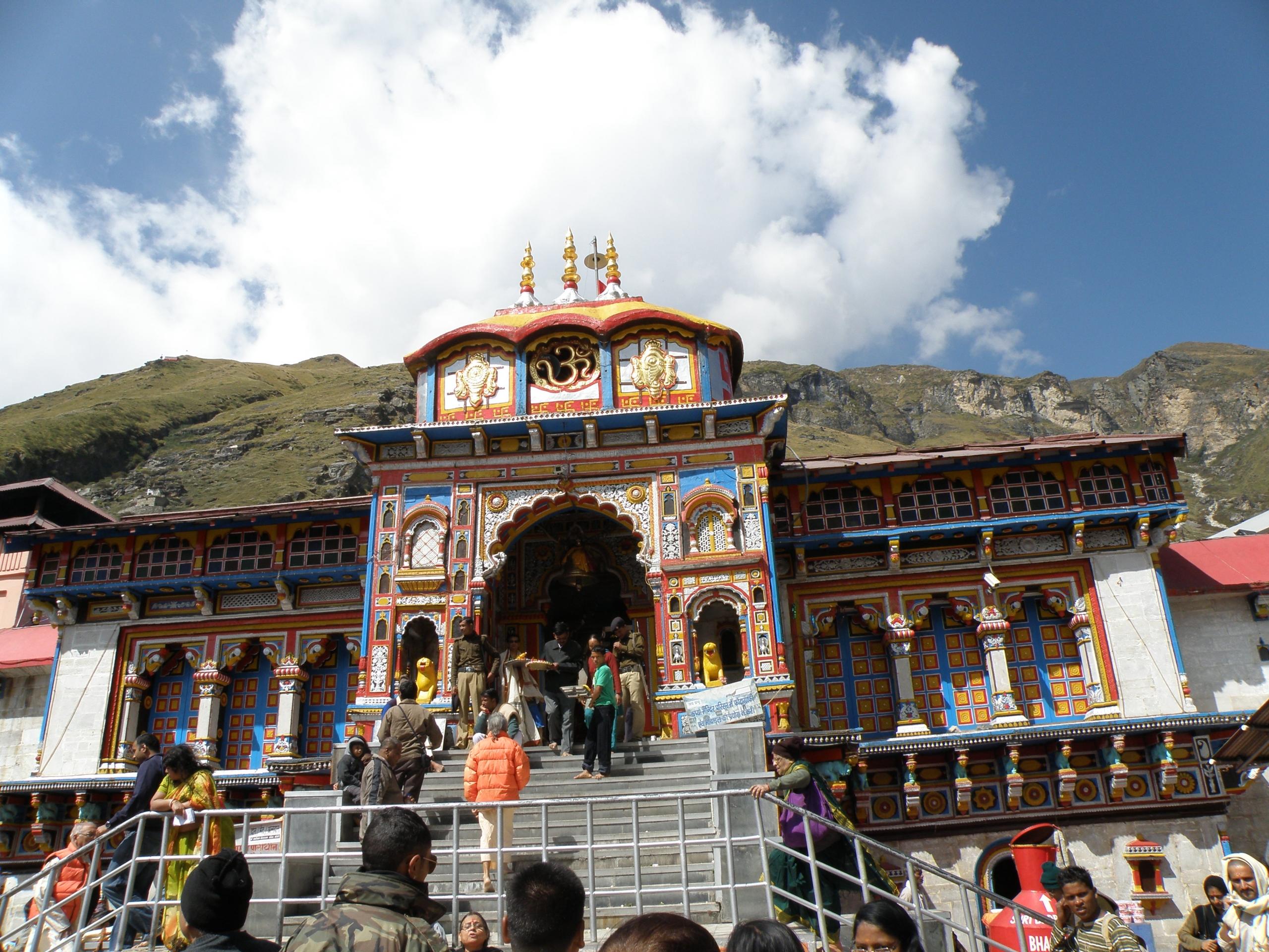 Badrinath Temple on a sunny day