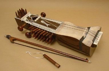 How to learn playing Sarangi?