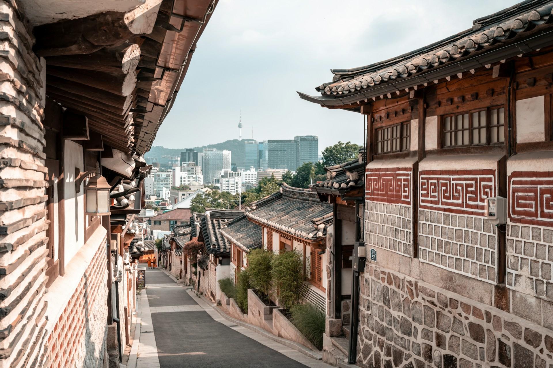 A clean and intriguing small street in Seoul