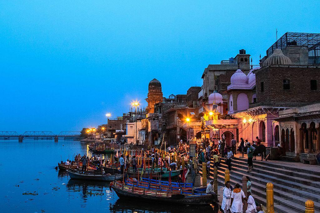 The Vishram ghat of Mathura in the evening just before Yamuna arati