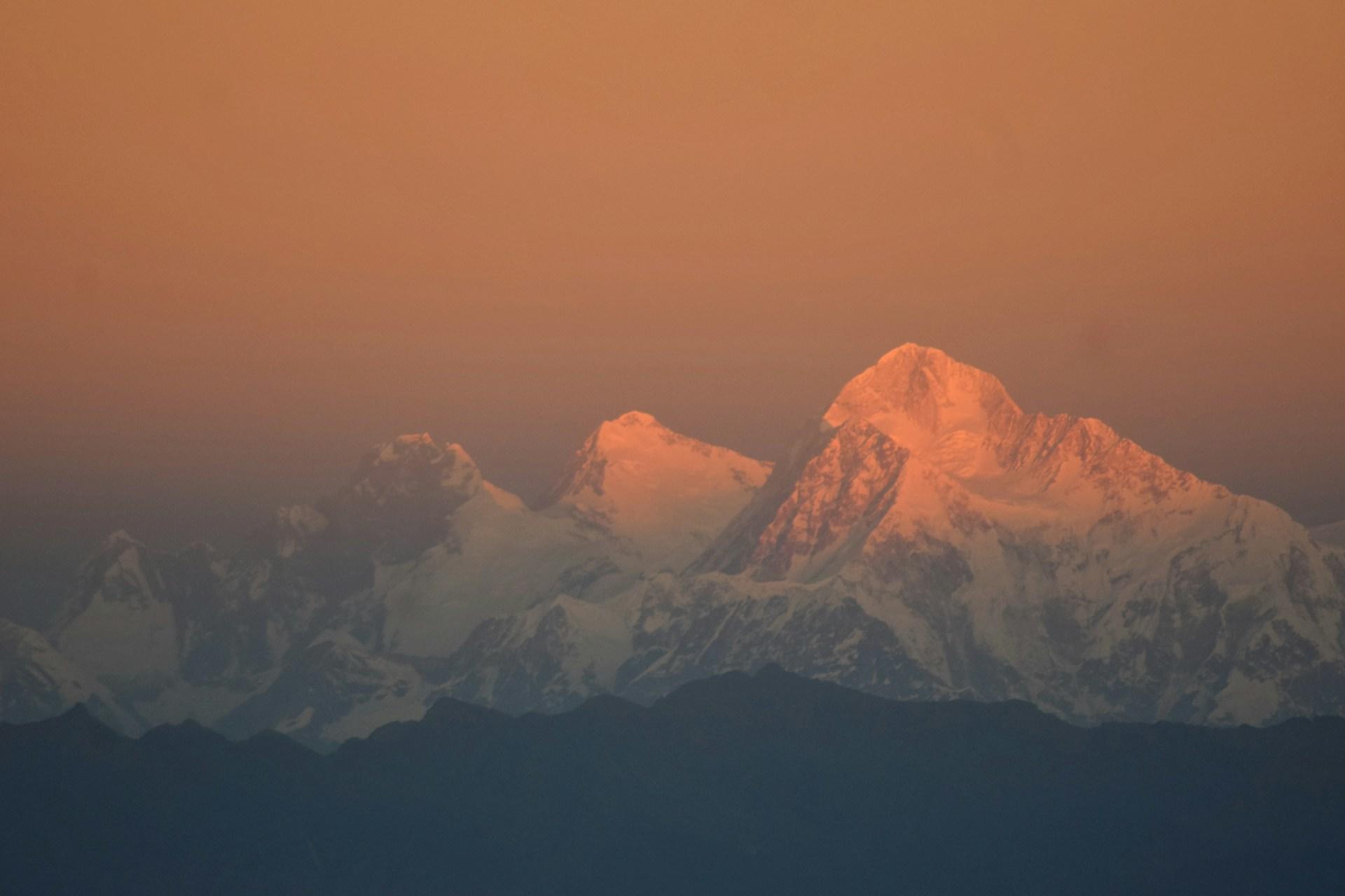 A photo of Mt. Makalu, Mt. Everest and Mt. Lhotse