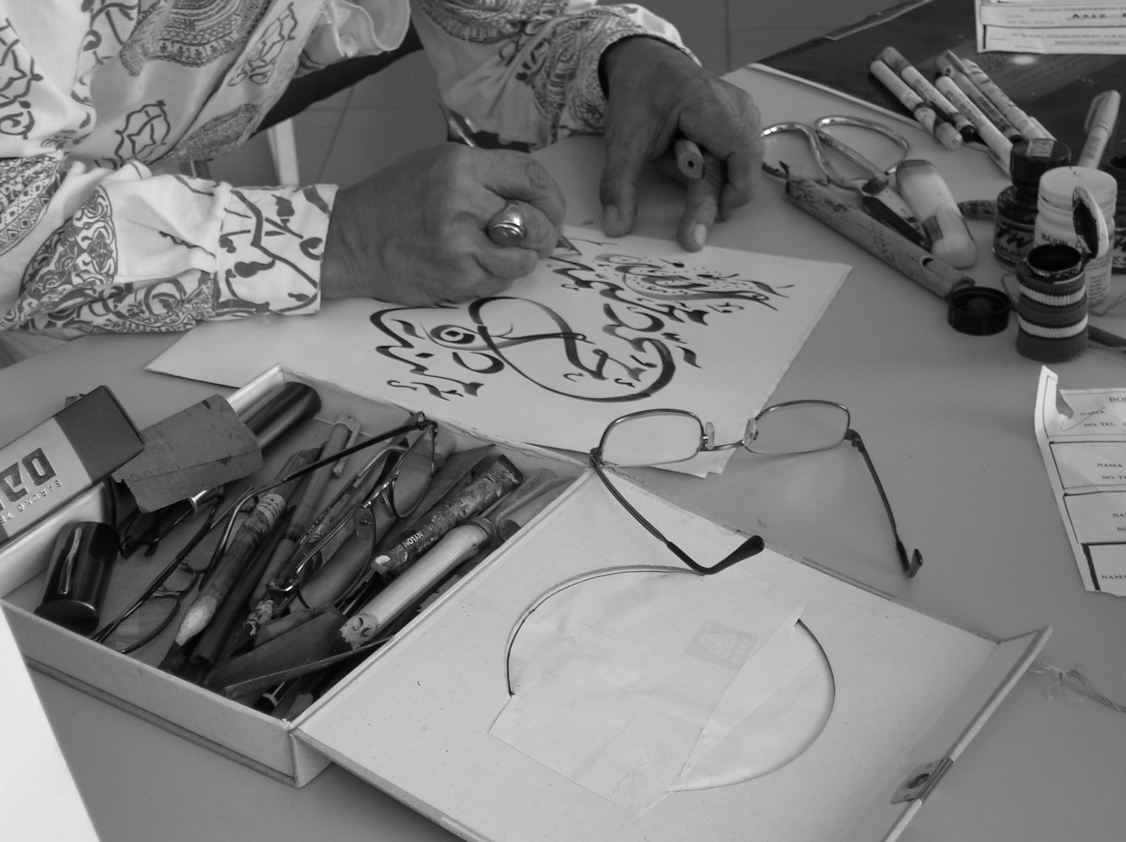 The internet has many tips for learning Arabic